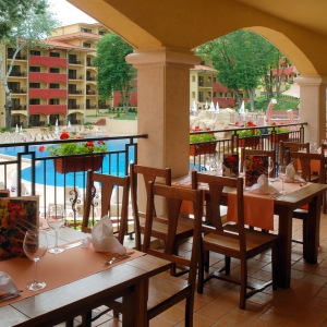 Grifid_Bolero_Grill_Restaurant_terrace_1